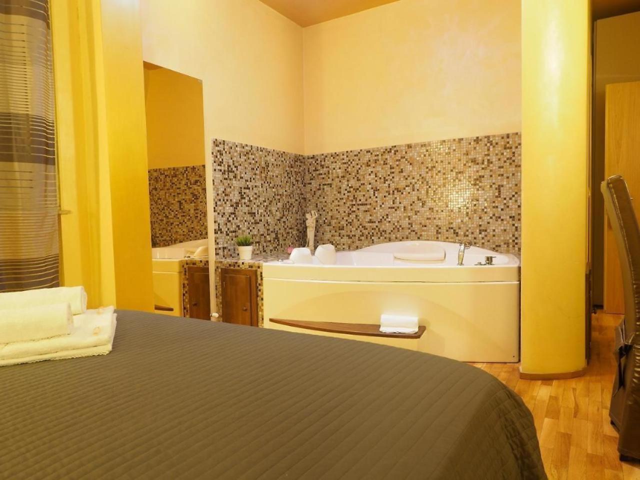 House Borgia Aparthotel โรม ภายนอก รูปภาพ
